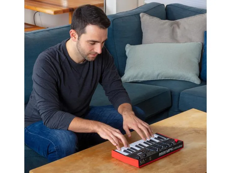 Akai Keyboard Controller MPK Mini Play MK3
