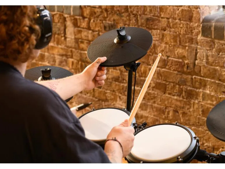 Alesis E-Drum Nitro Max Kit