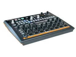 Arturia Drum Machine Drumbrute Impact