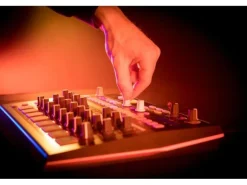 Arturia Drum Machine Drumbrute Impact