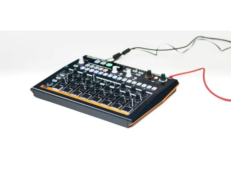 Arturia Drum Machine Drumbrute Impact