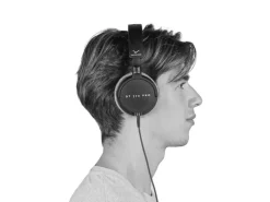 Beyerdynamic DT 270 Pro Kompakt, ohrumschliessend, Schwarz