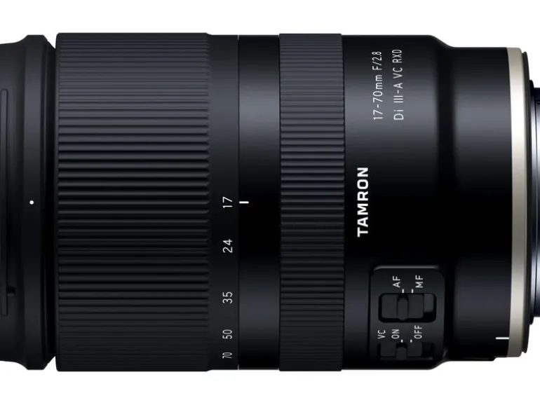 Canon Fotokamera EOS R7 17-70mm Kit