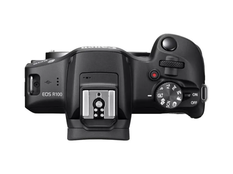 Canon Fotokamera EOS R100 RF-S 18-45 mm + RF-S 18-45 / 75-300 Kit