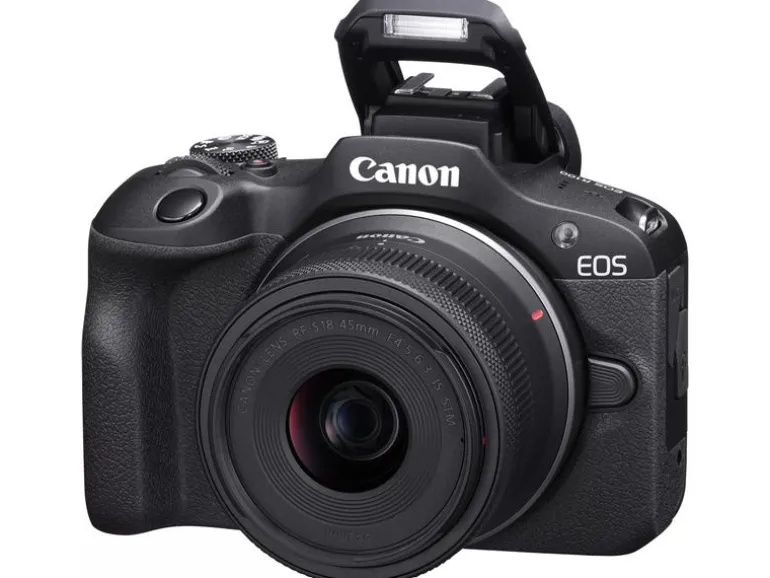 Canon Fotokamera EOS R100 RF-S 18-45 mm + RF-S 18-45 / 75-300 Kit