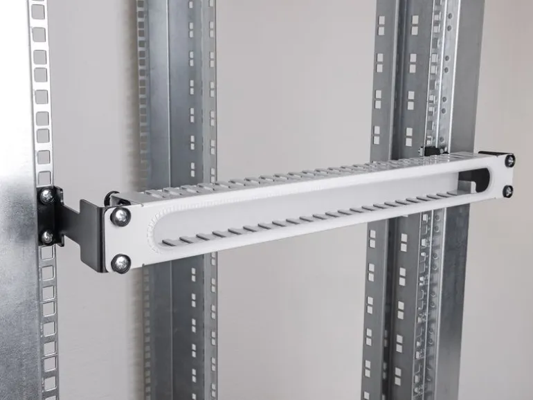 Delock Server Rack Tiefenerweiterung 1HE Schwarz