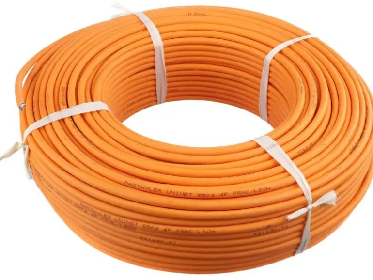 Dätwyler IT Infra Verlegekabel CU 7702 4P Cat 7A, S/FTP, 100 m, Orange