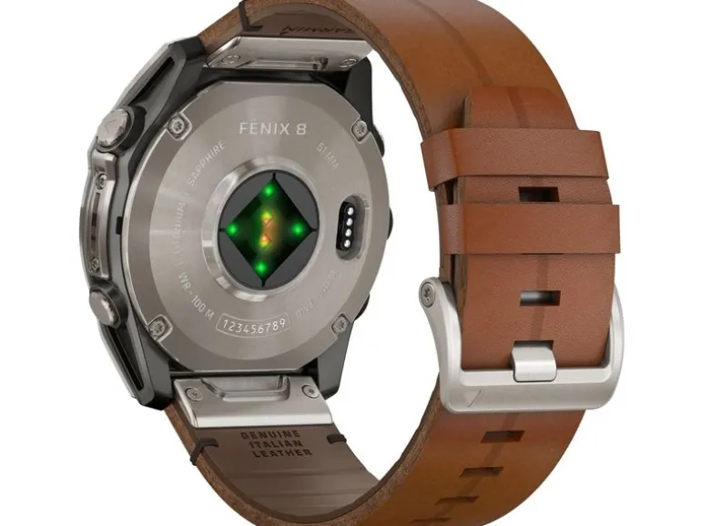 GARMIN Sportuhr Fenix 8 AMOLED Sapphire, 51 mm Braun