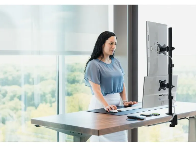 Kensington Vertikaler Dual Monitorarm bis 9 kg – Schwarz