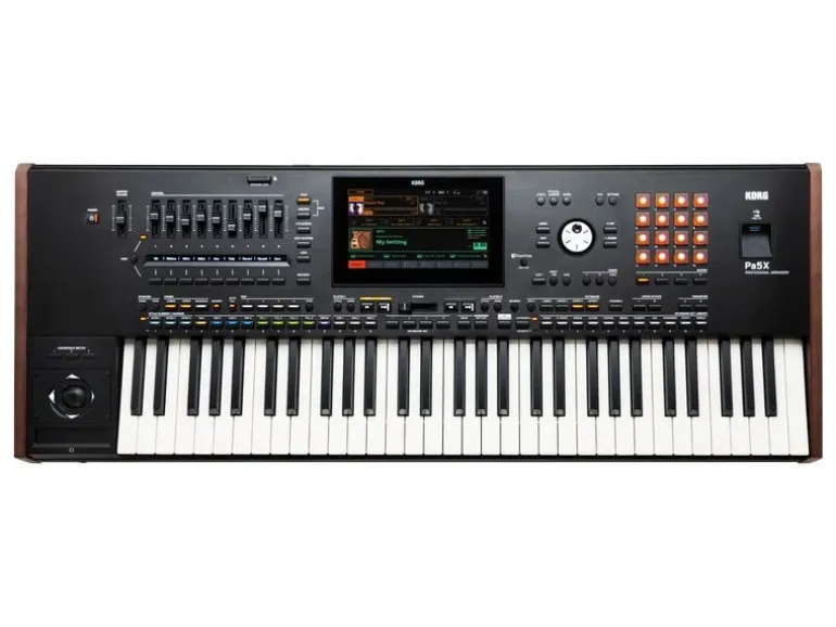 Korg Keyboard Pa5X 61 International