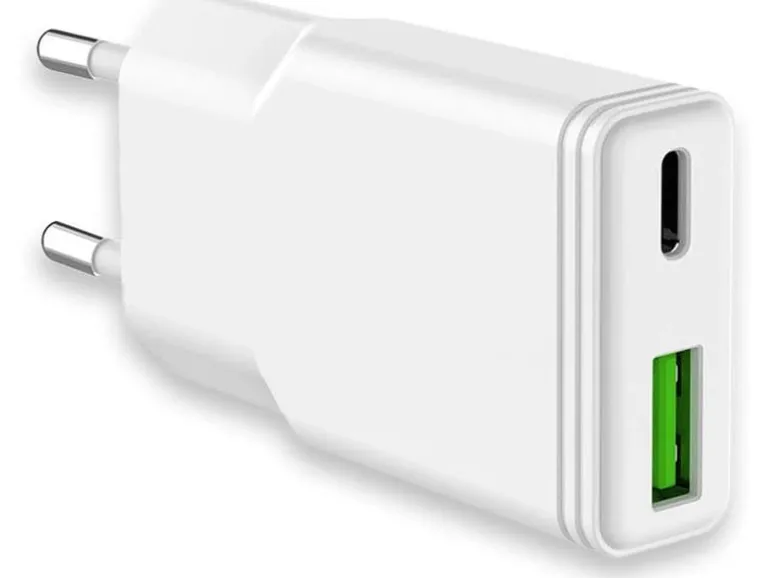 LMP USB-Wandladegerät 30W USB-A/C Dual Power + USB-C Ladekabel