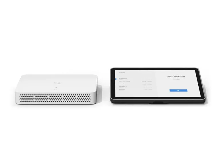 Logitech Base Bundle RoomMate + Tap IP