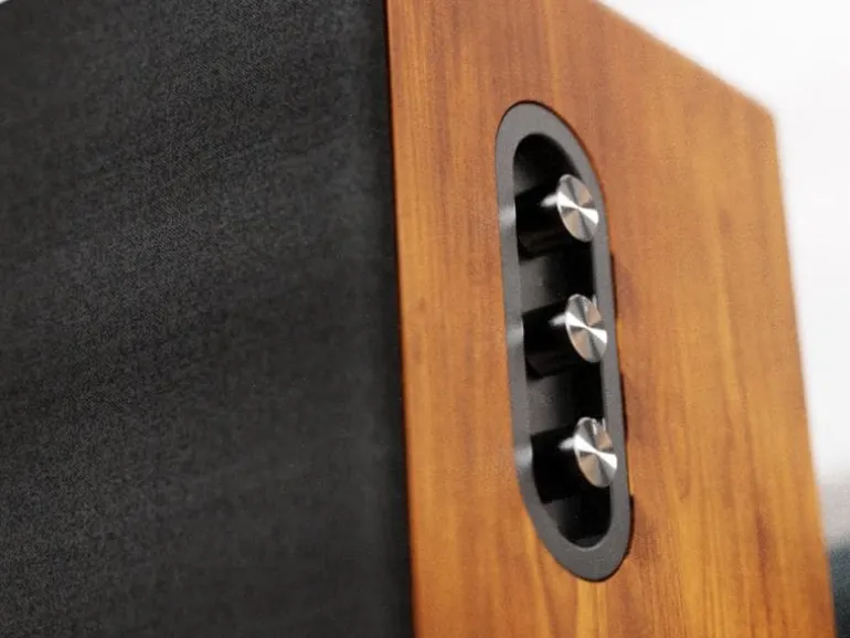 Majority D100 Aktiv Holzgehäuse 100 W Bluetooth 5.3