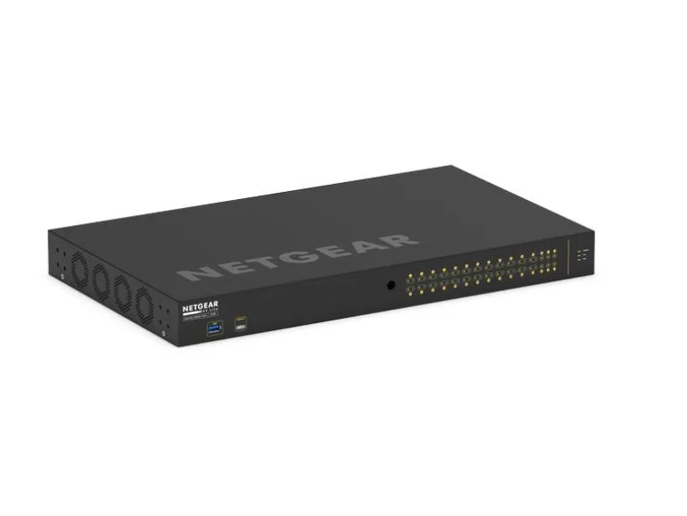 Netgear PoE+ Switch AV Line M4250-26G4F-PoE+ 28 Port