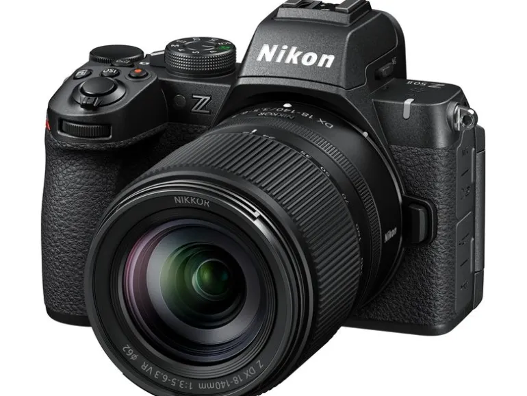 Nikon Fotokamera Z50 II 18-140mm Kit