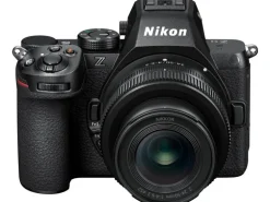 Nikon Fotokamera Z5II 24-50mm / Tamron 70-300 Kit