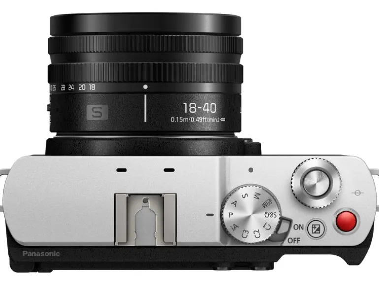 Panasonic Fotokamera Lumix S9 Silber Kit – Limited Edition