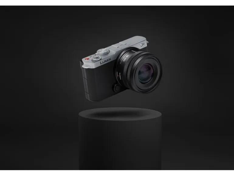 Panasonic Fotokamera Lumix S9 Silber Kit – Limited Edition