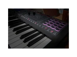 Roland Workstation FANTOM-06