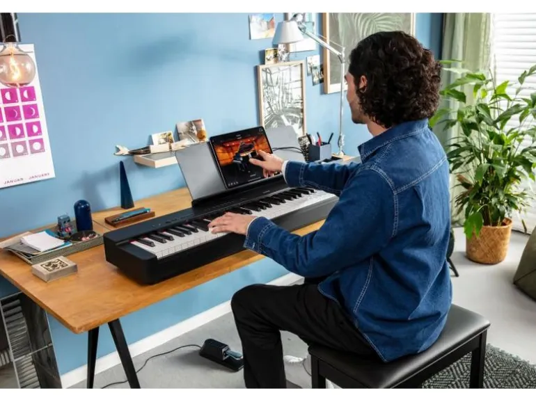 Yamaha E-Piano P-225B