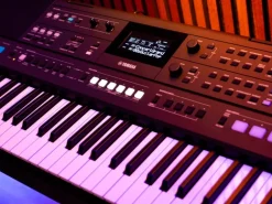 Yamaha Keyboard PSR-E483